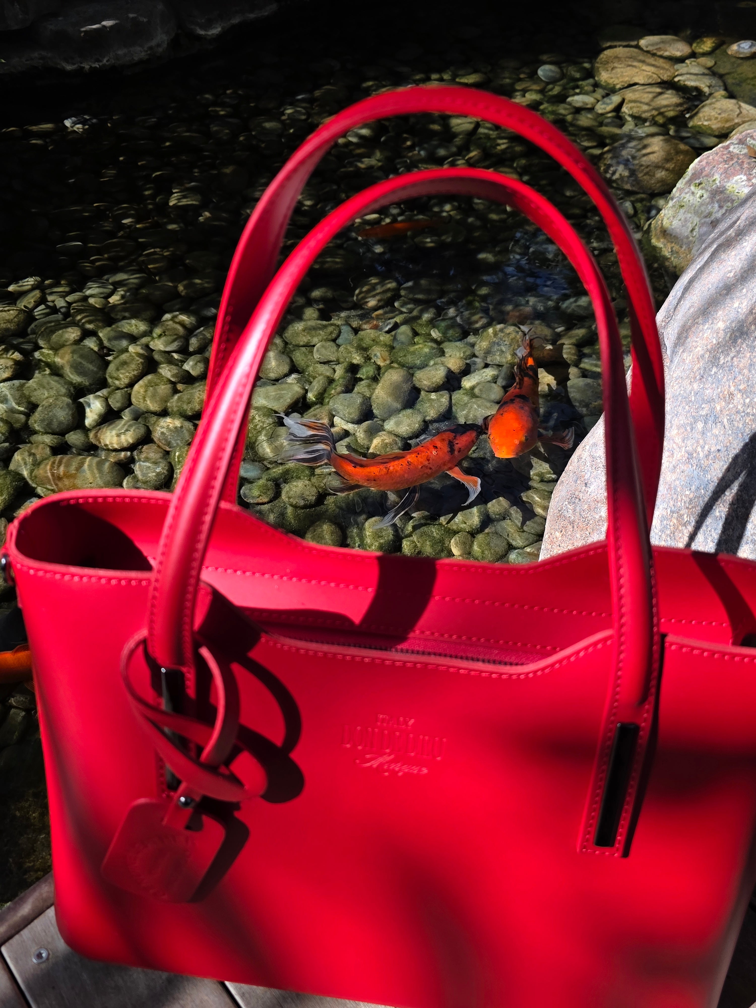 The Art of Italian Leather: A Legacy of Craftsmanship