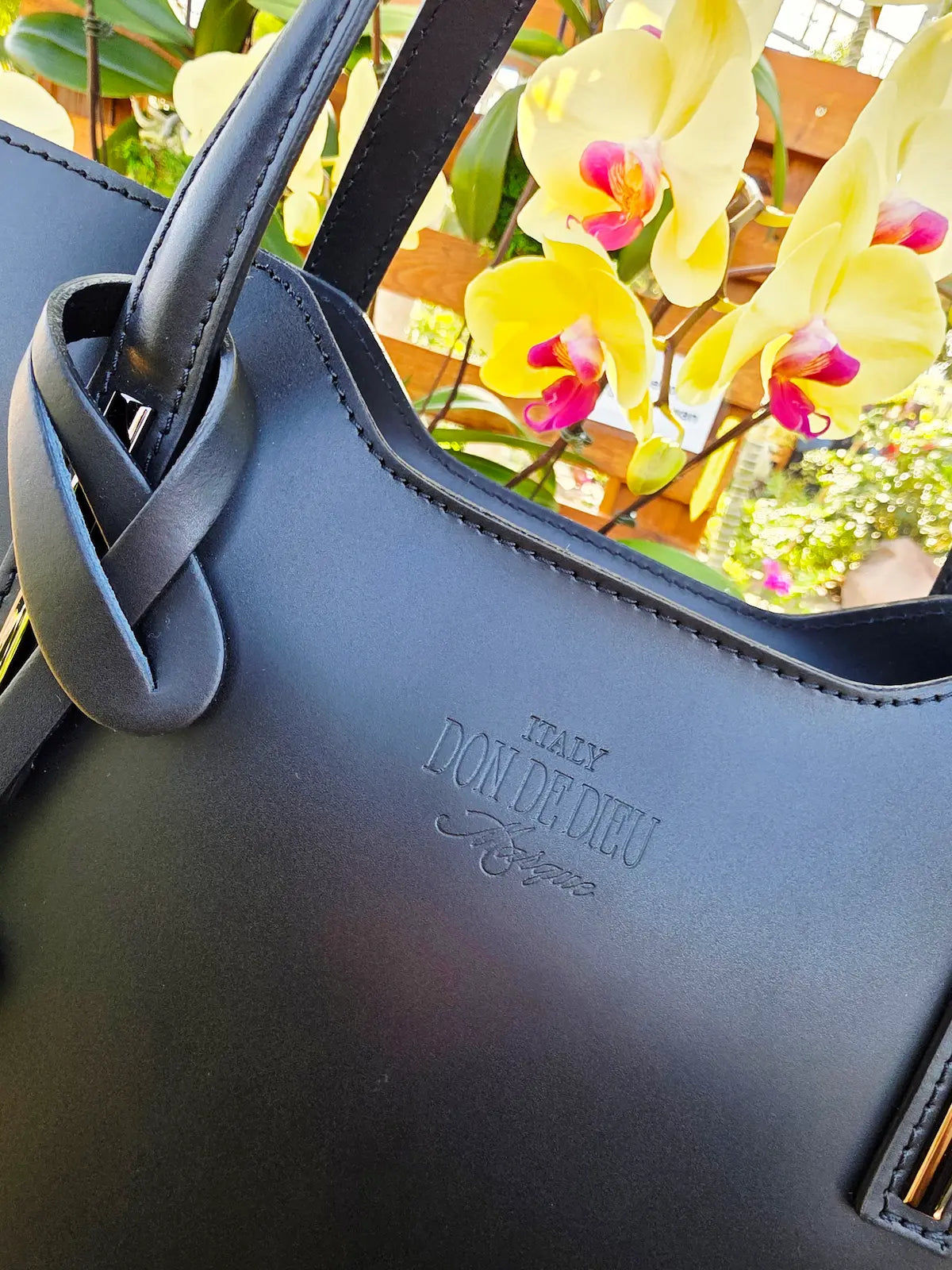 Luxury Italian leather bag close-up — Don de Dieu Marque